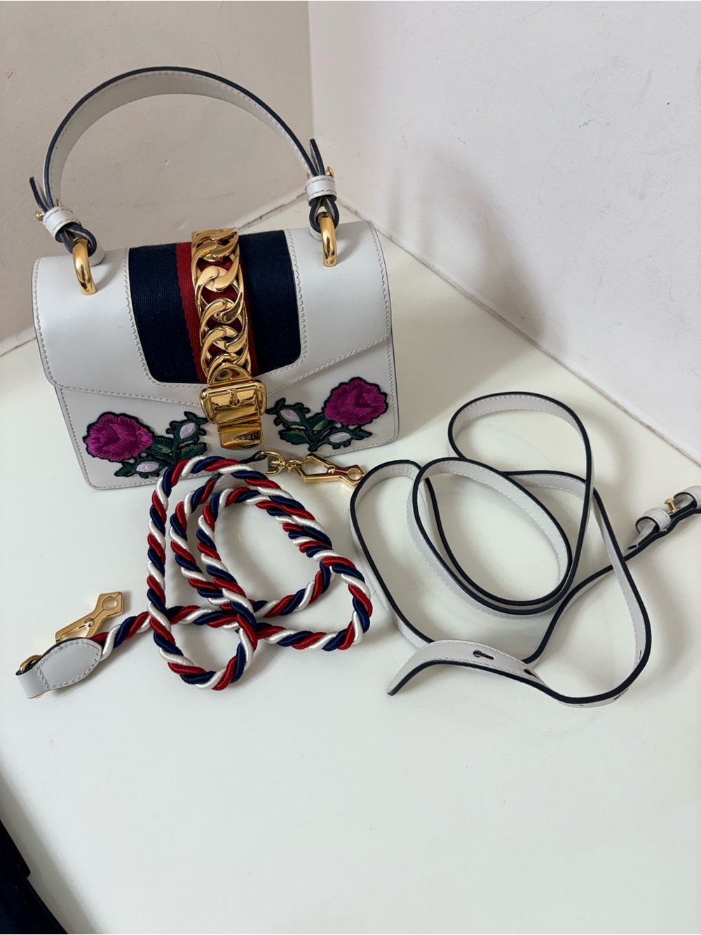 Gucci White Mini Top-Handle Bag with Floral Embroidery and Gold Chain